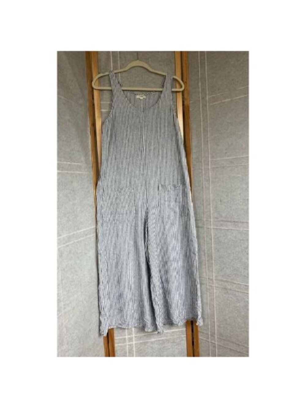 Max Studio Jumpsuit Romper Beach, Casual, Pockets Navy Stripe Linen Blend, Small